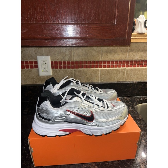 Size 11.5 - Nike Initiator Metallic Silver Red - Picture 1 of 6